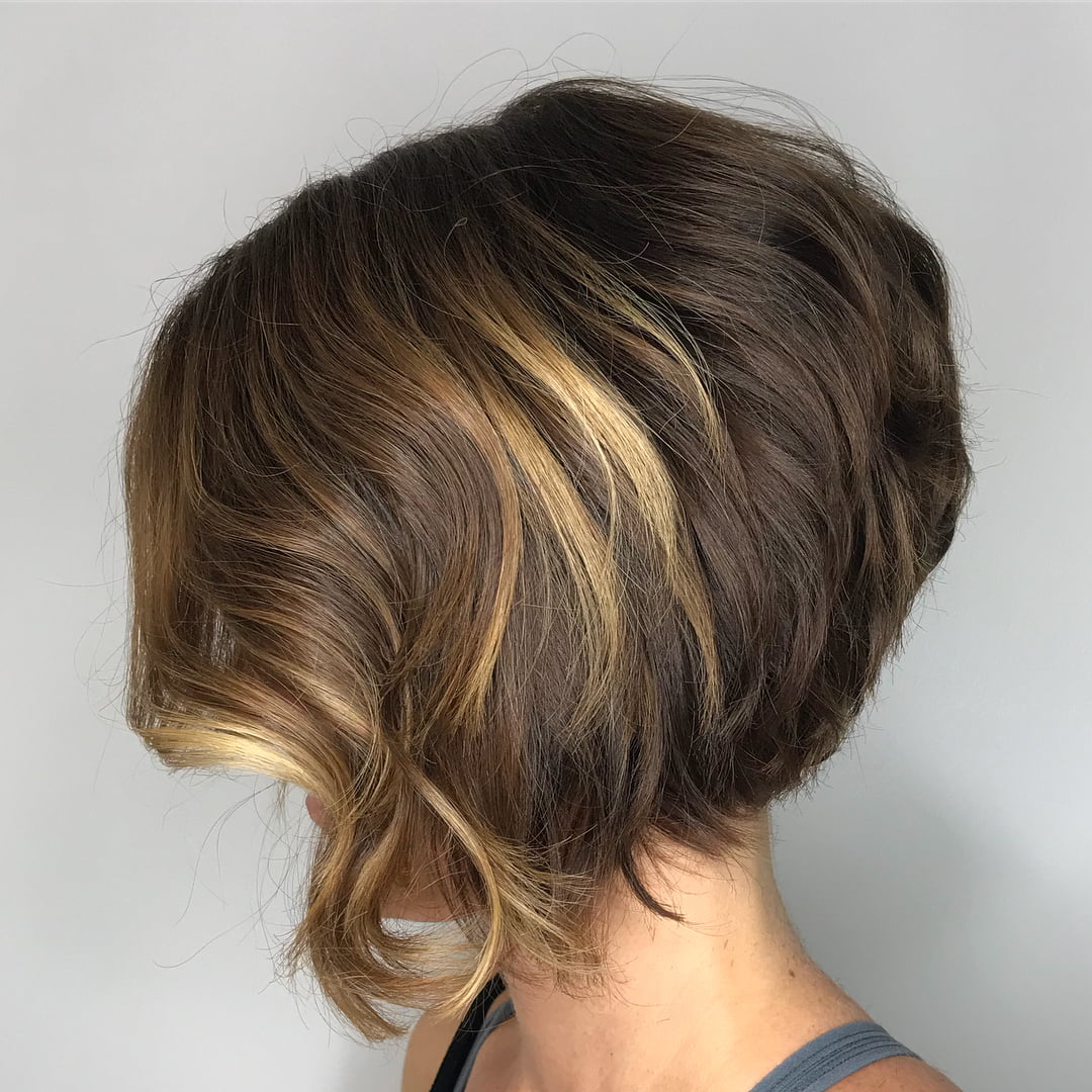 Stacked Bob with Waves