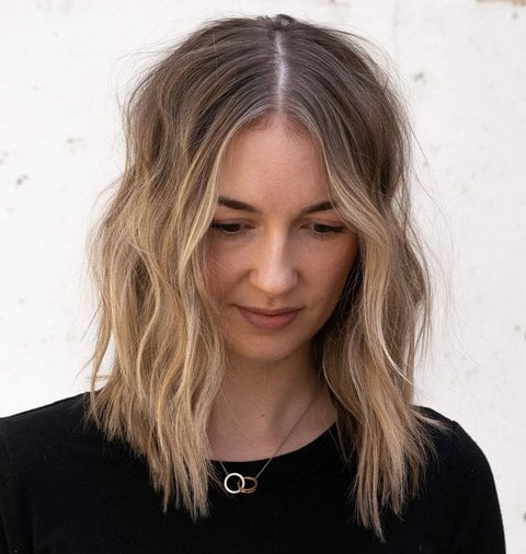 Thin Medium Hair with Blonde Balayage