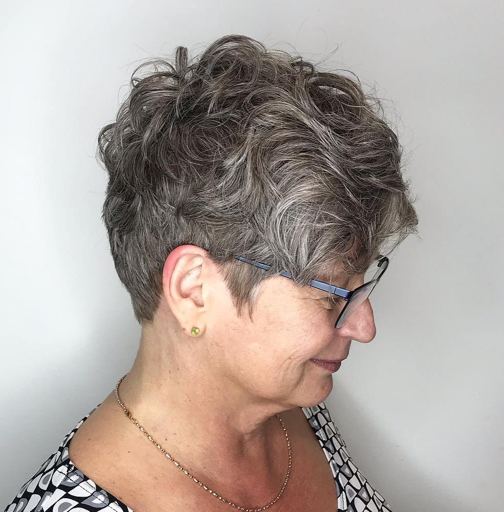 Tapered Wavy Pixie for Round Faces